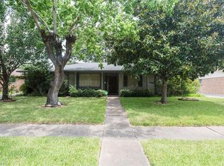 5758 Kuldell Dr, Houston, TX 77096