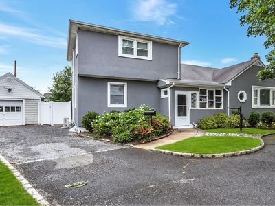 178 Central Park Rd, Plainview, NY, 11803