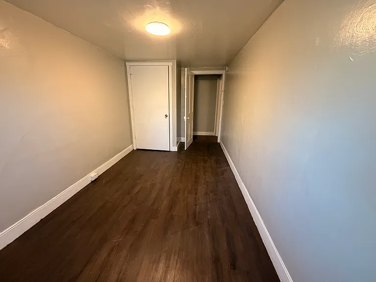 1 Olive St #1 — Photo 4