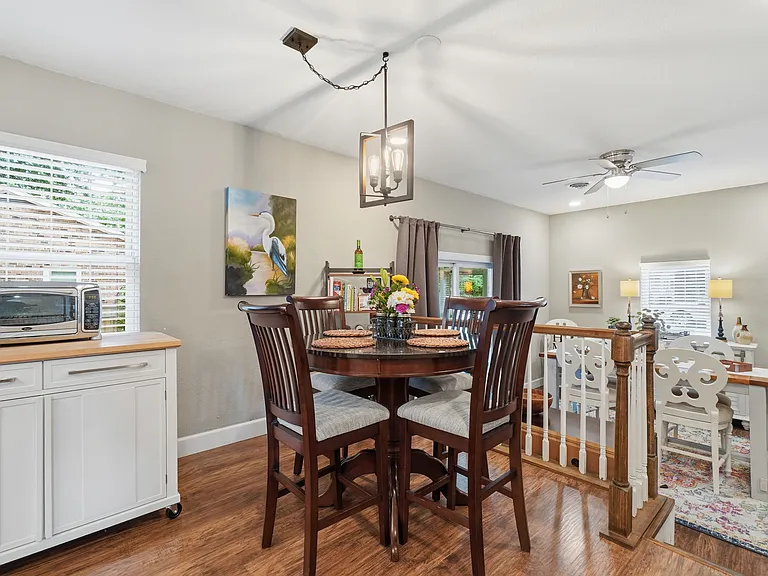 Breakfast Nook