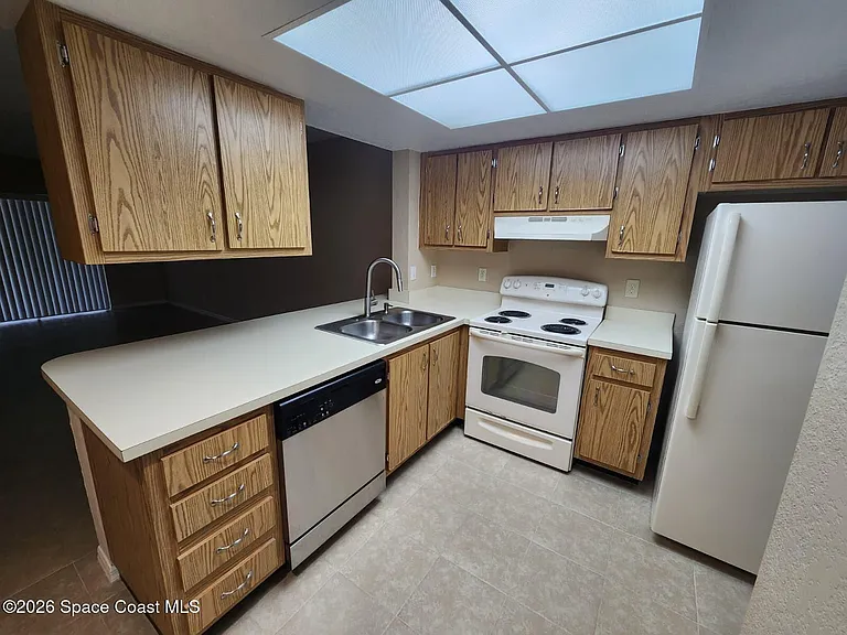1602 University Ln #1303 — Photo 2