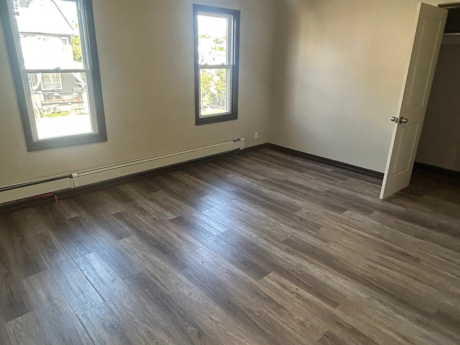 1 bed, $895 — Photo 4