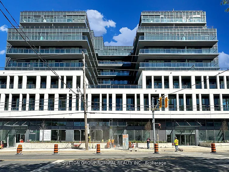 500 Dupont St #502 — Photo 16