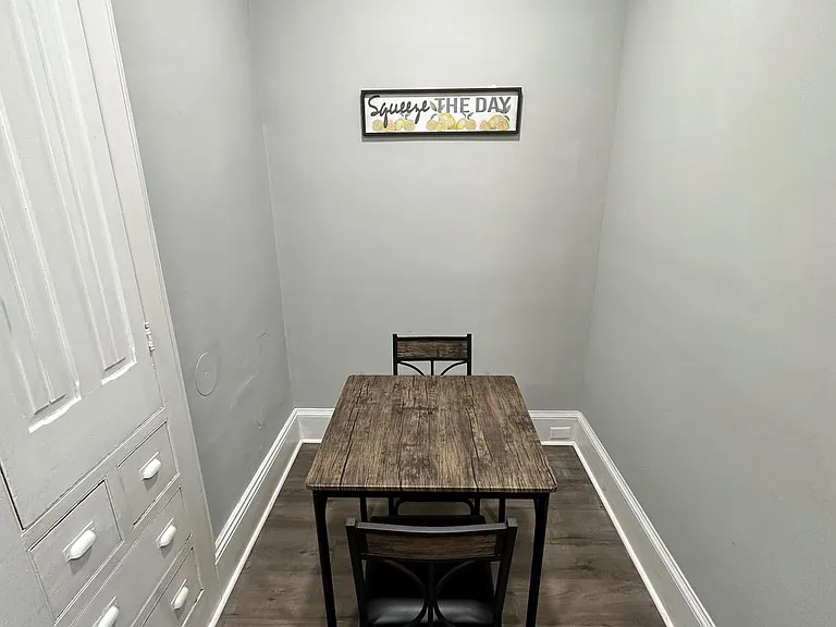 242 Grant St #1 — Photo 8