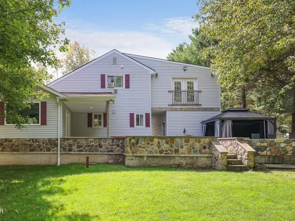 61 Chapman Cir, Albrightsville, PA 18210