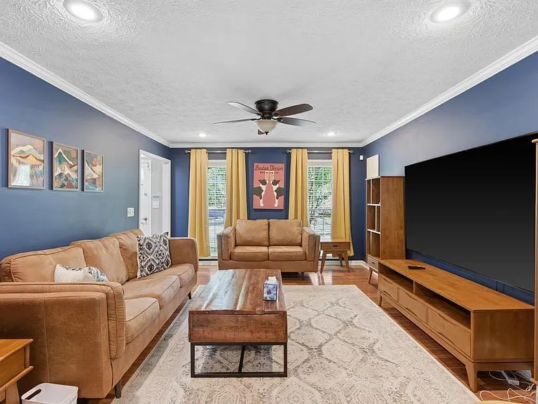 109 Bowfin Bay — Photo 7