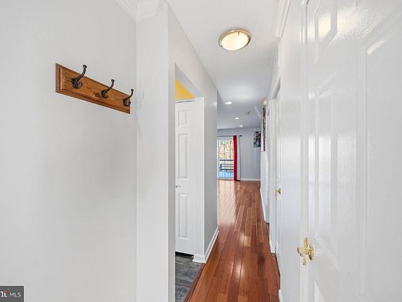 3rd image of 58 Hardwood Dr