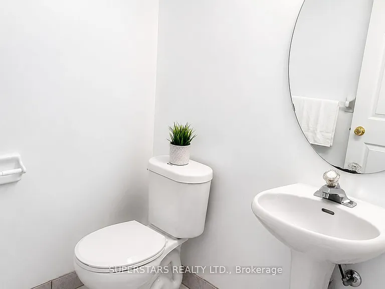 51 Baffin Ct #502 — Photo 9