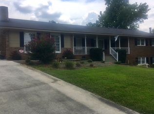 15 Rollingwood Cir, Rome, GA 30165