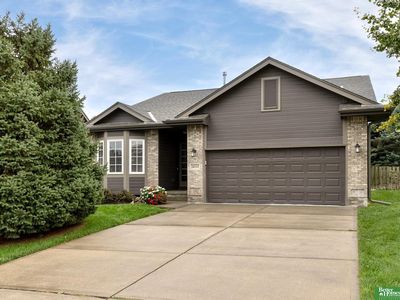 20233 C St, Omaha, NE, 68130