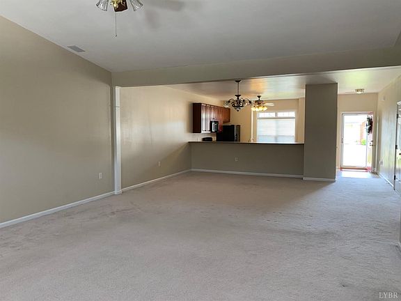 4th image of 57 Crocetti Ln