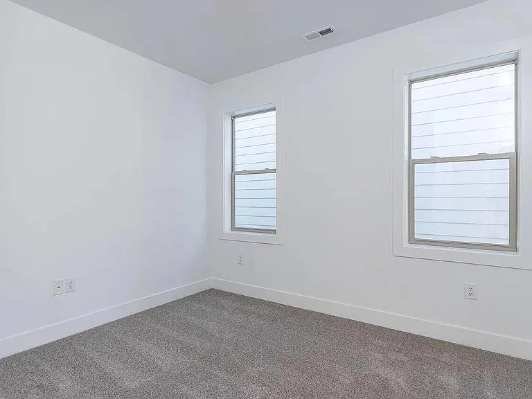 274 Wendover Pkwy — Photo 13