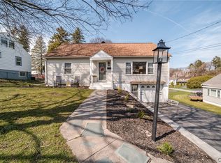 104 E Granger Rd, Syracuse, NY