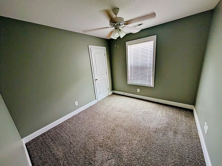 745 Inver Ln — Photo 19