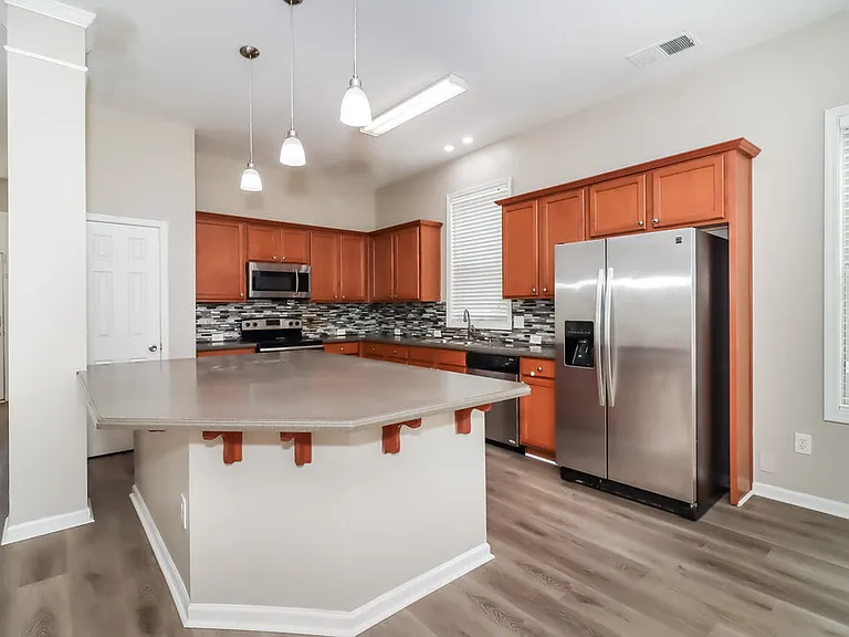 34 Hiram Park Ct — Photo 8