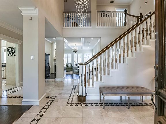 5th image of 1723 Raven Oak Ct