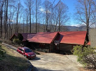 1854 Country Club Dr, Canton, NC 28716