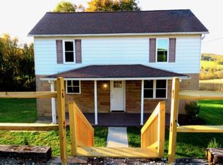 1189 Farm Rd, Uniontown, PA 15401