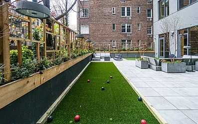 Rented by Bond New York