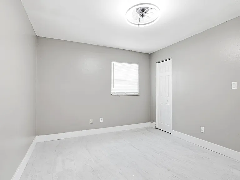919 Fern Ave — Photo 18