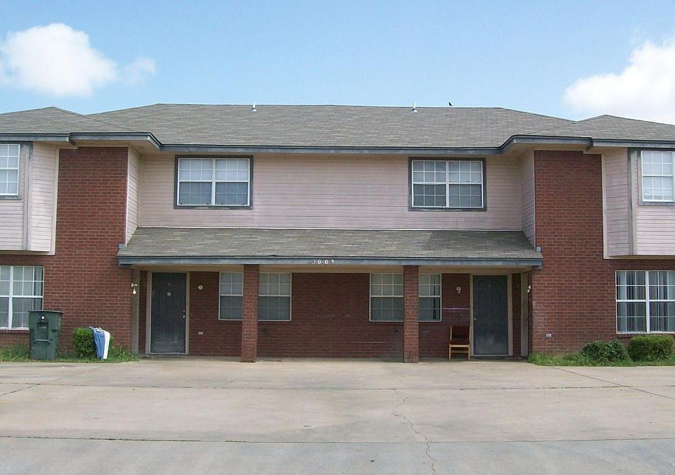 1st image of 3003 Cantabrian Dr APT A