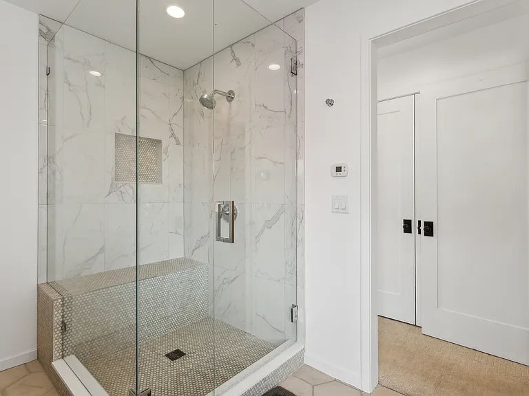 1102 Norfolk Ave — Photo 36
