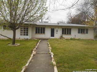 320 Alexander Hamilton Dr, San Antonio, TX 78228