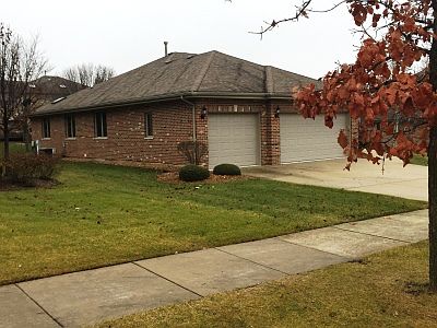 1st image of 10449 Amber Ln