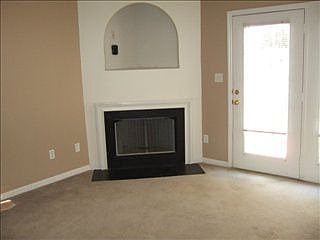 4th image of 139 Saint Kitts Ct