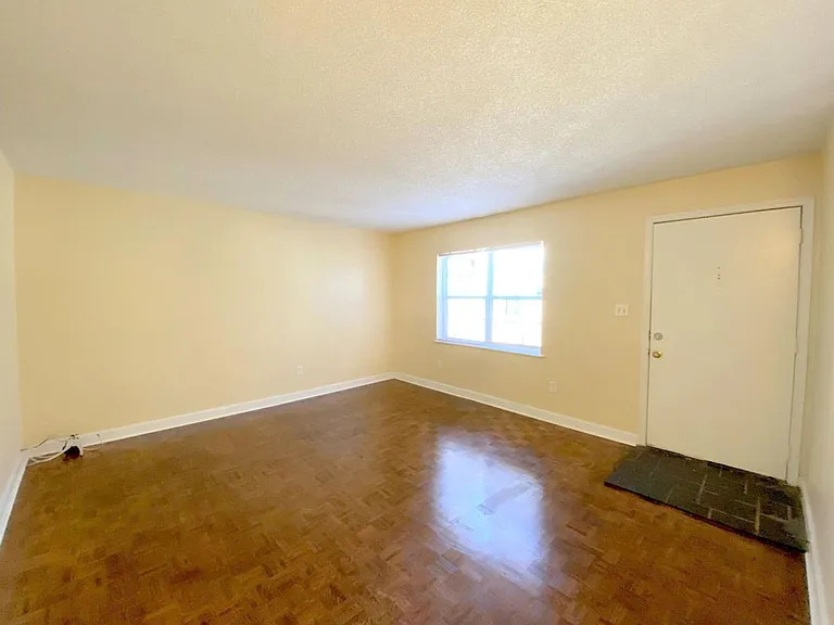 519 Bluff Ave SW — Photo 10