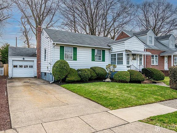 2nd image of 74 Bloomfield Ave