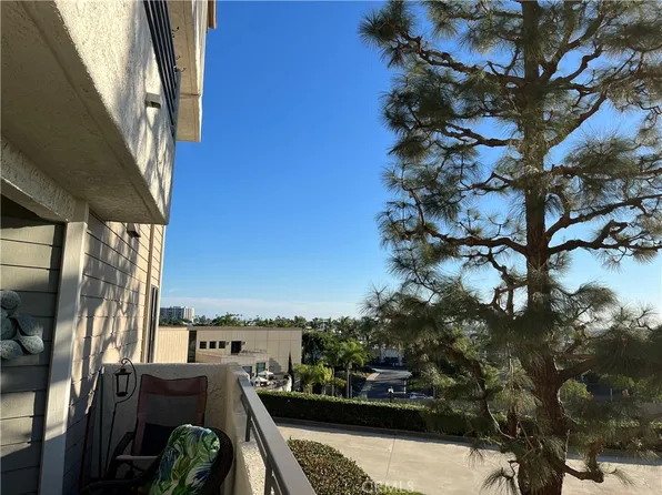 280 Cagney Ln APT 115, Newport Beach, CA 92663