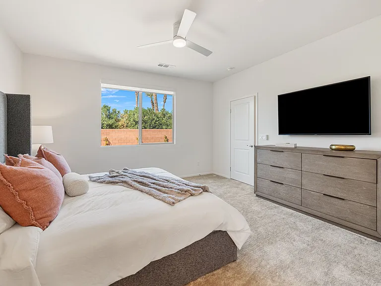 51805 Pinnacle Vista Dr — Photo 18