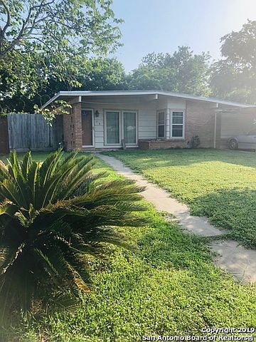 1st image of 210 Shropshire Dr