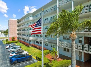 5501 80th St N UNIT 203, Saint Petersburg, FL 33709