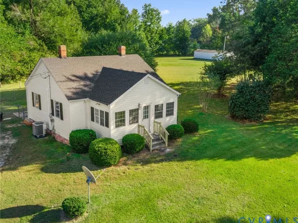 1310 Wares Wharf Rd, Dunnsville, VA 22454