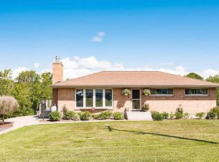 211 Maple Grove Rd, Duluth, MN 55811