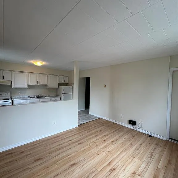 1580 Moy Ave #201 — Photo 14
