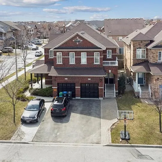 4727 Centretown Way — Photo 11