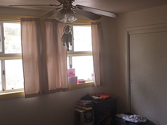 5th image of 160 W Boulder Ln