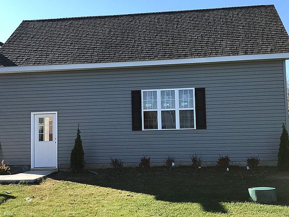 Detached garage side profile