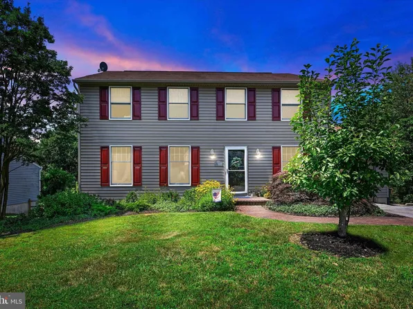 24312 Club View Dr, Gaithersburg, MD 20882