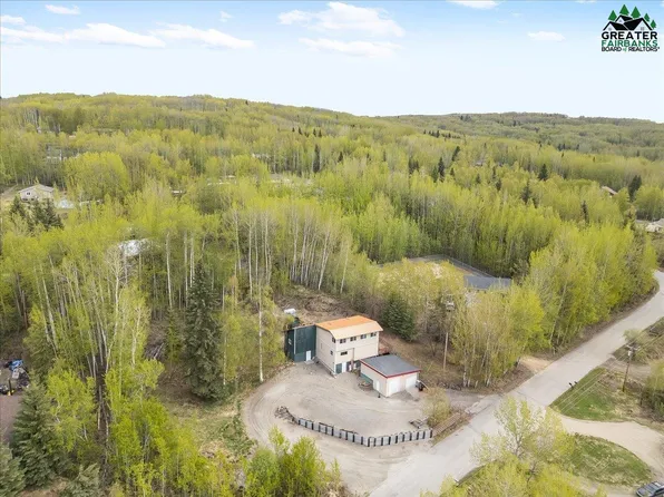 294 Pay Streak Dr, Fairbanks, AK 99712