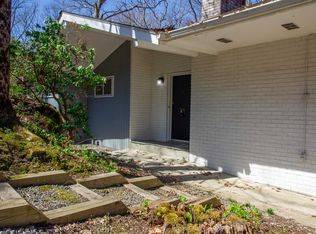 9 Brookland Farms Rd, Poughkeepsie, NY 12601