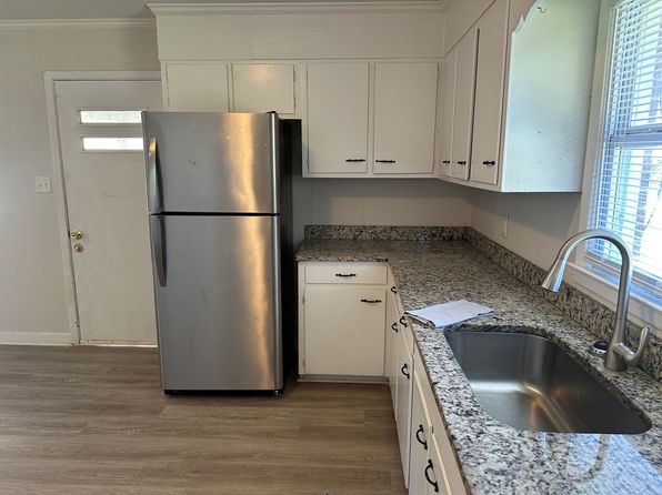 91 Holland Dr UNIT B