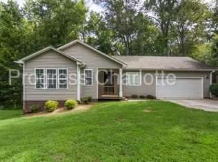 8936 Newgard Ct, Charlotte, NC 28269