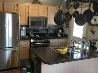 3325 Signet Dr, Waterford, MI 48329
