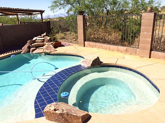 4th image of 607 E Sterling Canyon Dr