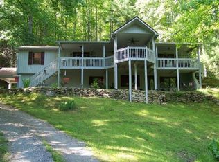 135 Ruth Vance Rd, Roan Mountain, TN 37687