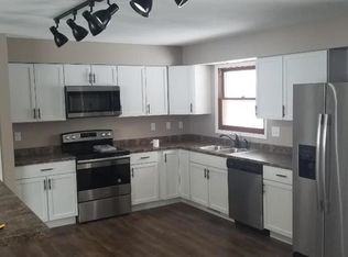 2509 30th St SW, Cedar Rapids, IA 52404